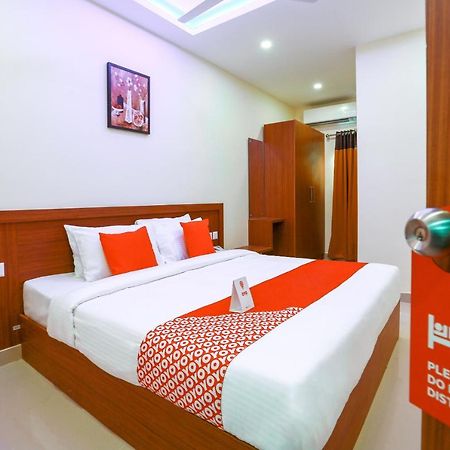 Hotel Oyo Ramis Residency Kannur Esterno foto