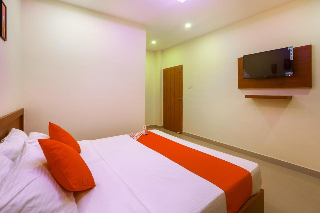 Hotel Oyo Ramis Residency Kannur Esterno foto
