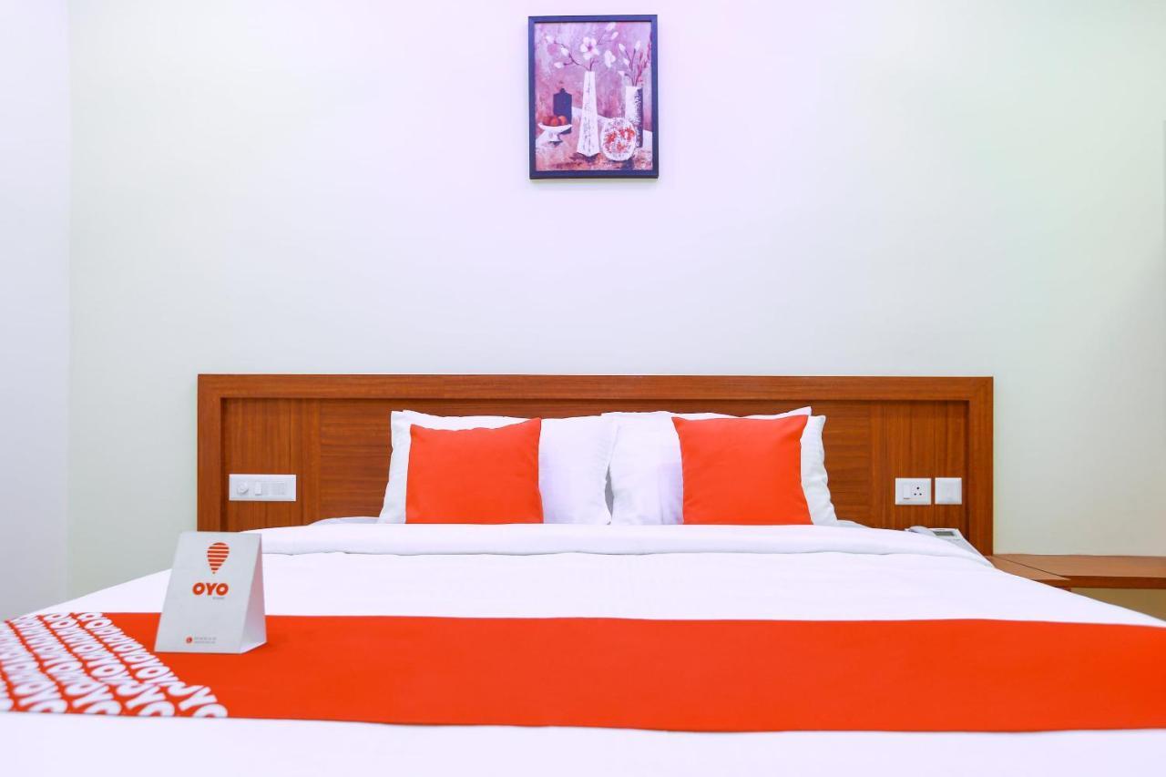 Hotel Oyo Ramis Residency Kannur Esterno foto