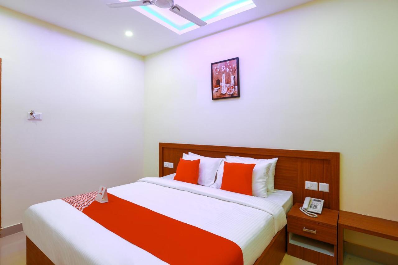 Hotel Oyo Ramis Residency Kannur Esterno foto